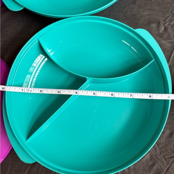 Tupperware Reheatables Divided Dish - Picture 2 of 4